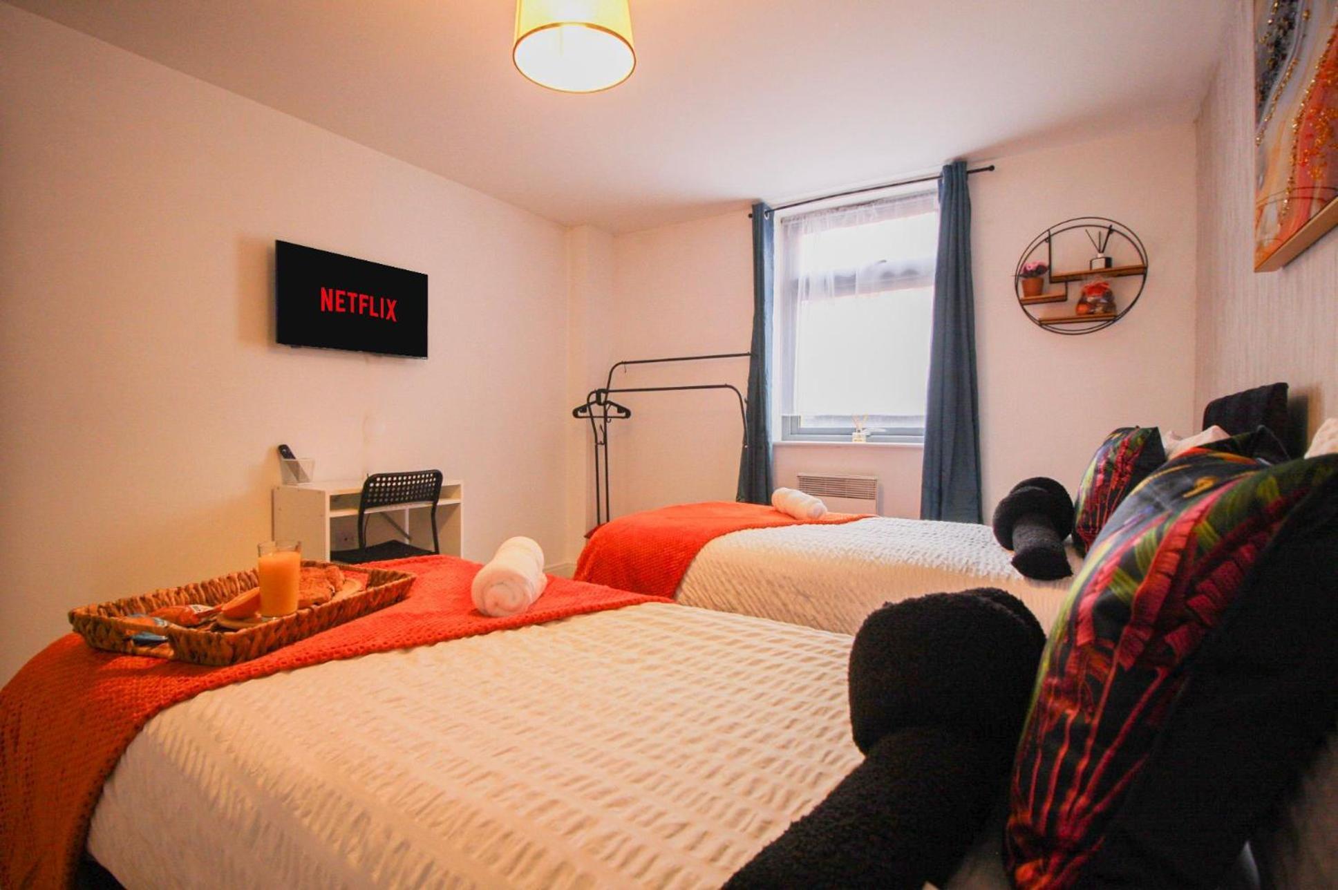 The Bijou - Stylish Centre Space - Fully Furnished - 24-7 Secure Access & Free Wifi * Birmingham